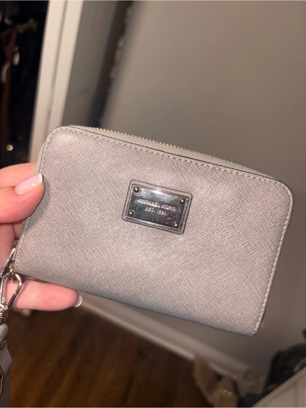 Michael Kors Metallic Grey Saffiano Leather Wristlet EUC